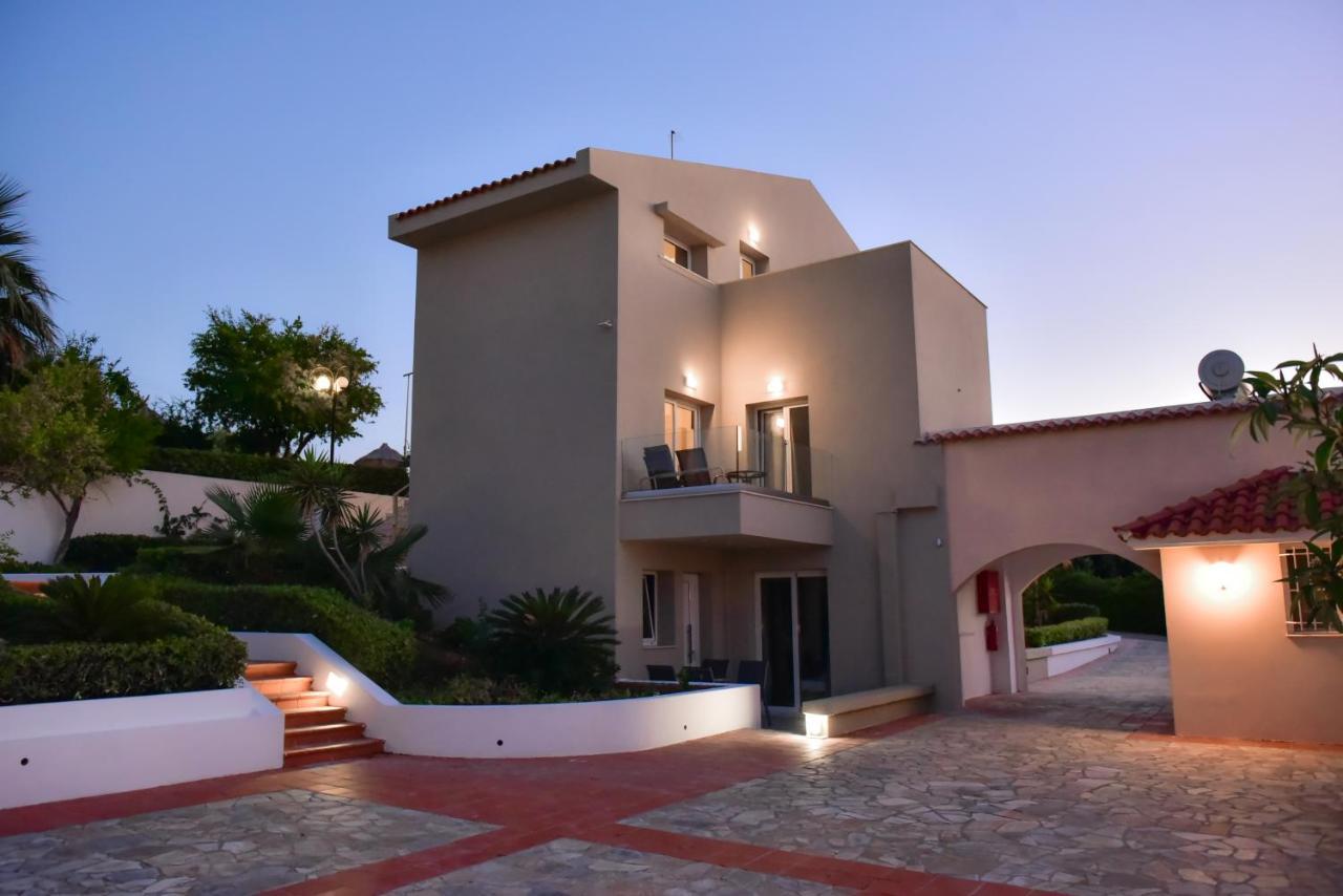 أنِساراس Golden Dream Apartments المظهر الخارجي الصورة
