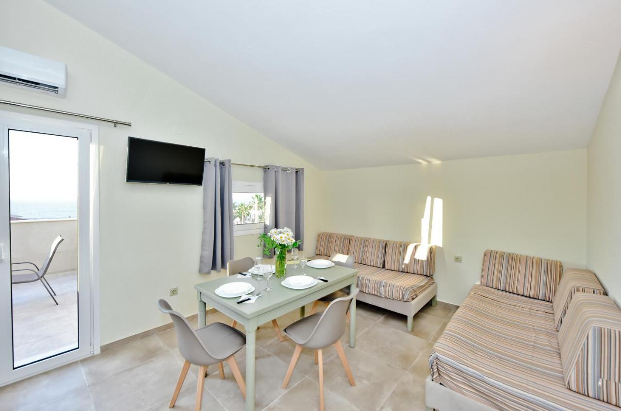 أنِساراس Golden Dream Apartments المظهر الخارجي الصورة